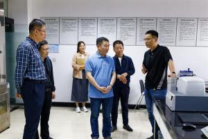 湖北鄂中通世達瀝青有限公司總經理黃晶到訪高遠路業